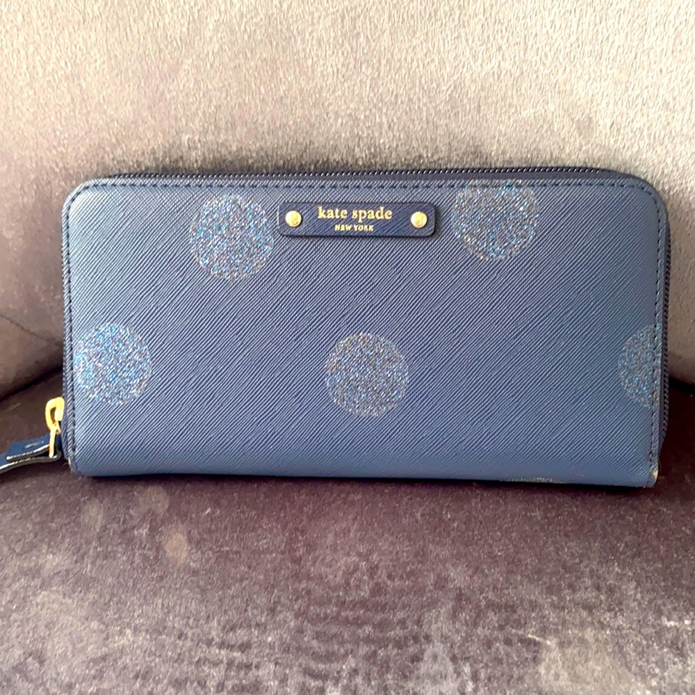 kate spade zip wallet *like new